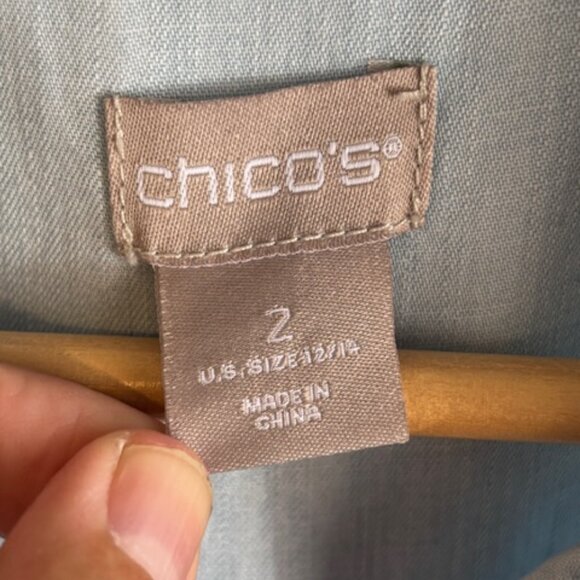 Chico's Sleeveless Blue Blouse Top Shirt Women's Size 2 Button Front and Back - Picture 5 of 9